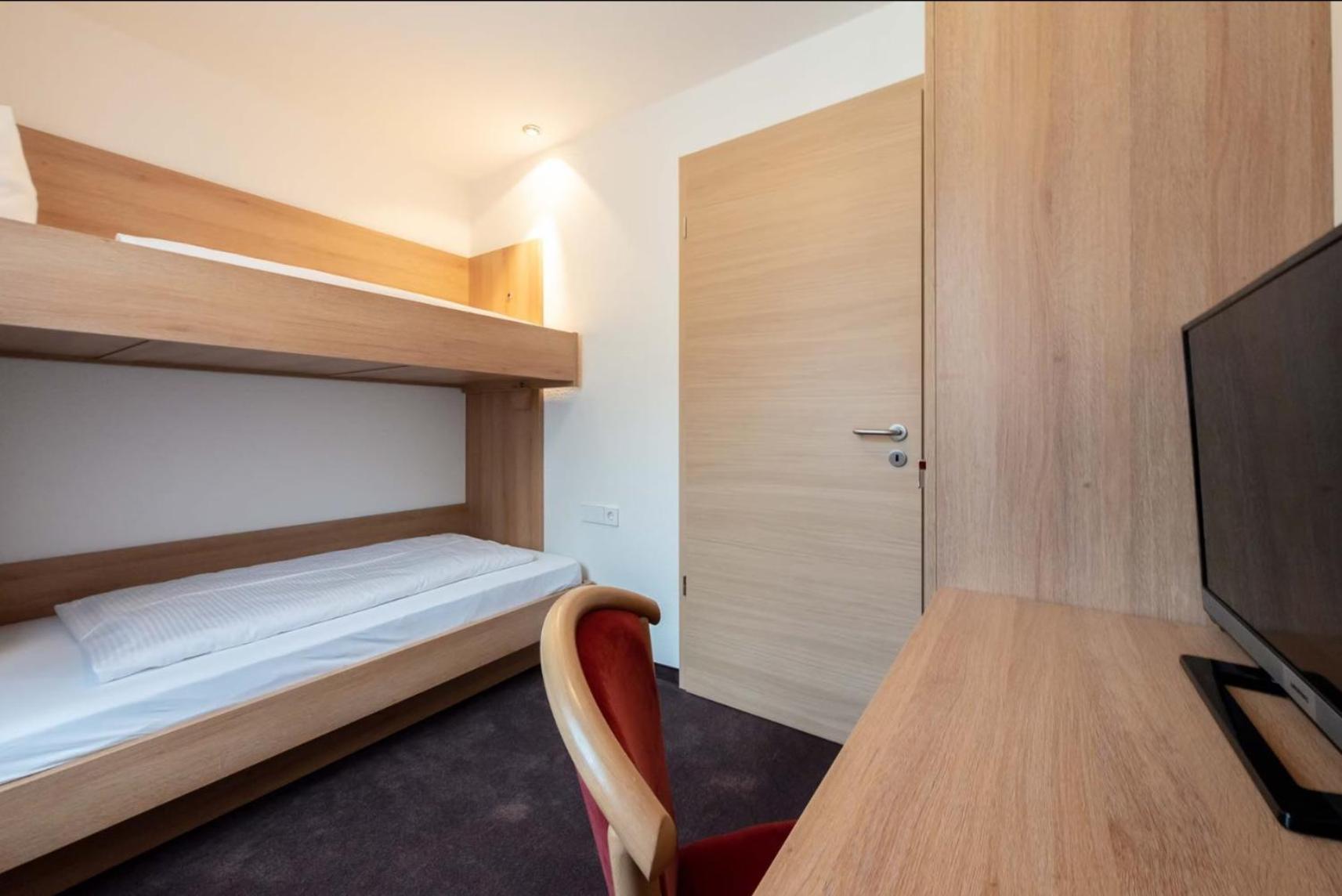 Hotel Roessle Berneck อัลเทนชไตก์ ภายนอก รูปภาพ