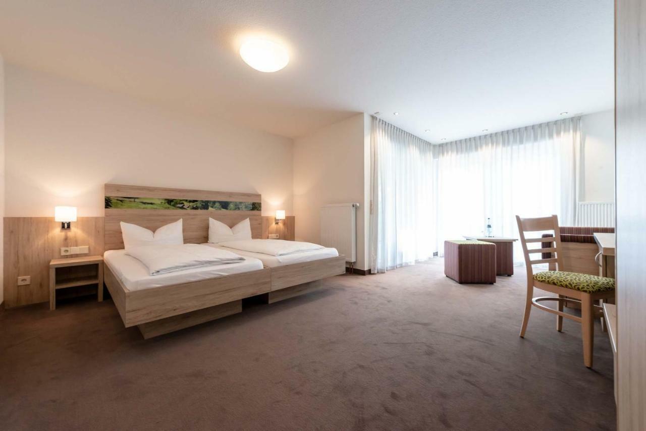 Hotel Roessle Berneck อัลเทนชไตก์ ภายนอก รูปภาพ